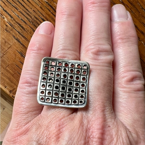 Vintage Silver Mid-Mod Ring, Size 6 - Picture 4 of 7